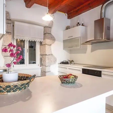Veli Palac Villa Baška